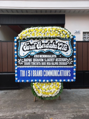 Papan Bunga Duka di Penggilingan